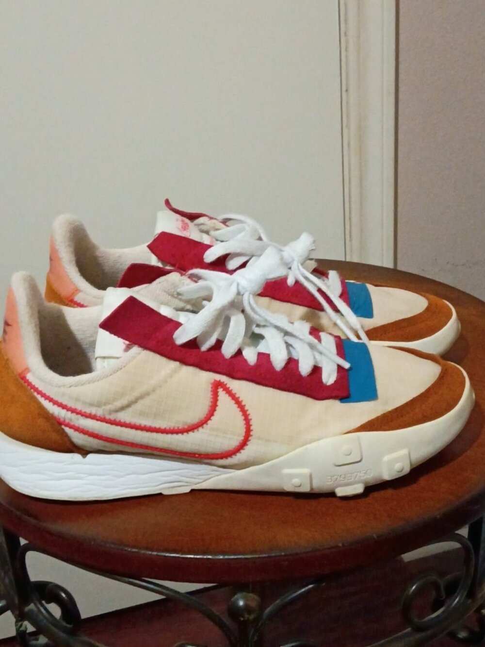 Nike Women's Waffle Racer 2X Monarch Siren Red Pearl 2021 CK6647-800 Size 7.5 US